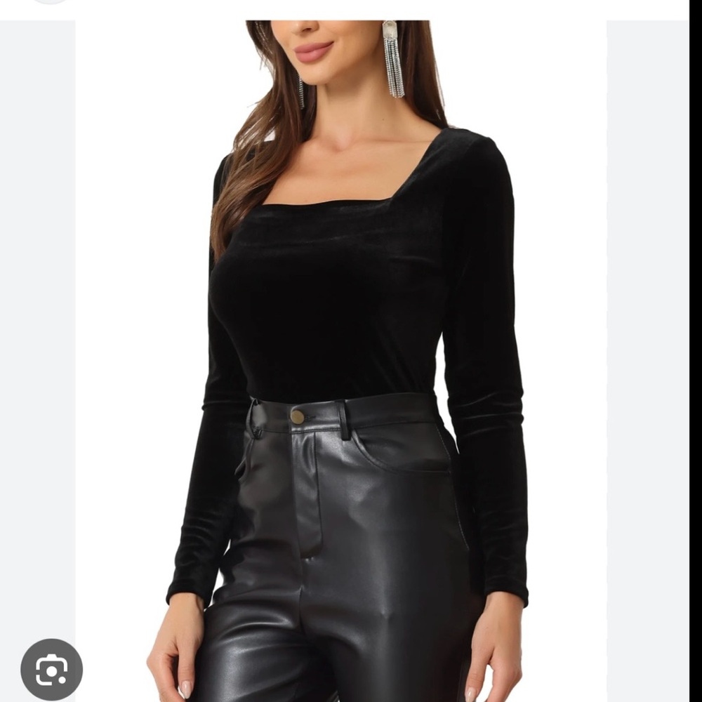 Women's Black Square Neck Long Sleeve Velvet Top